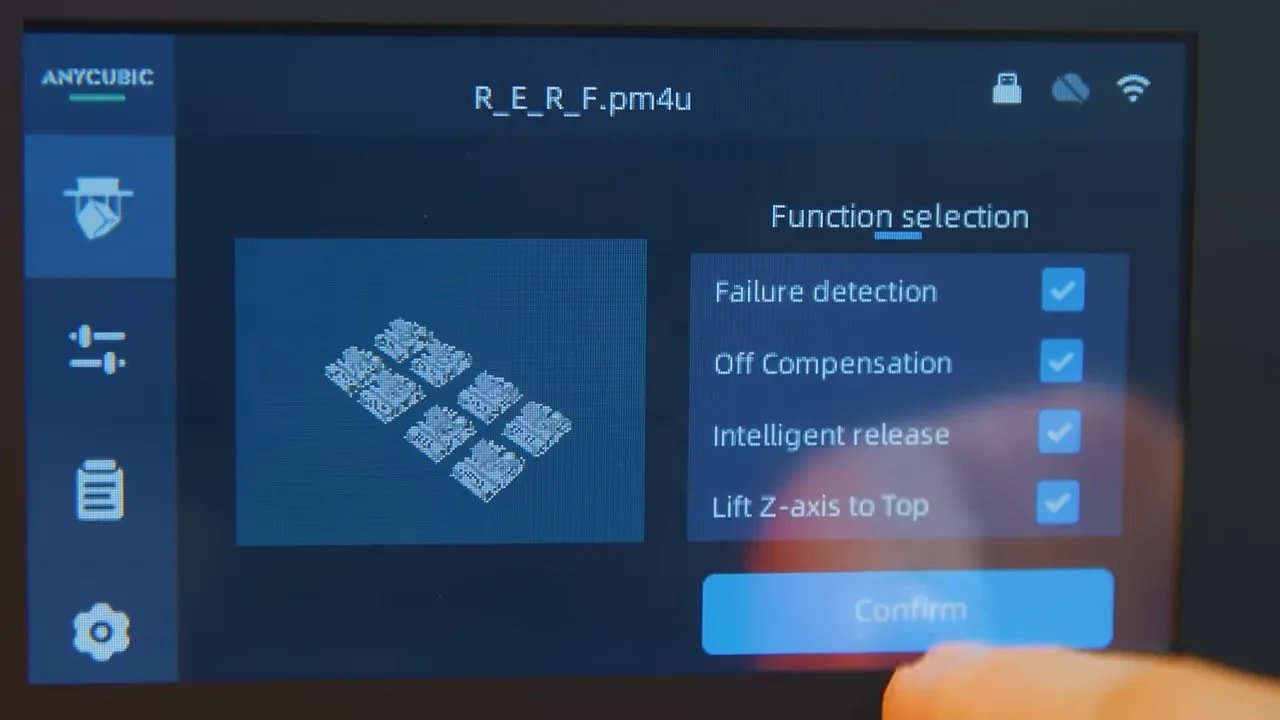 Экран выбора функций перед печатью файла R_E_R_F.pm4u: обнаружение сбоев, компенсация смещения, интеллектуальное освобождение, подъём оси Z