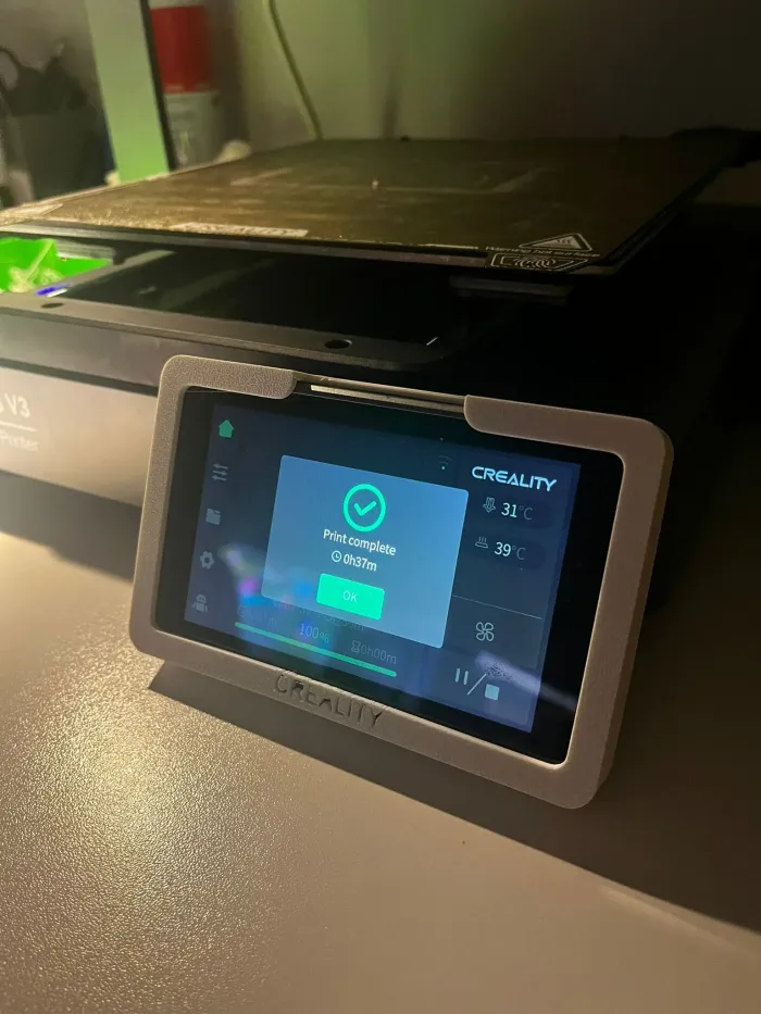 Printed protective frame on an Ender-3 V3 touchscreen