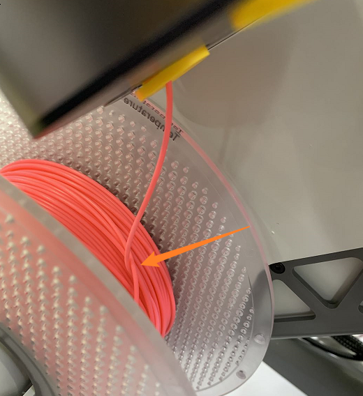 Запутанные узлы филамента на катушке — AMS Lite