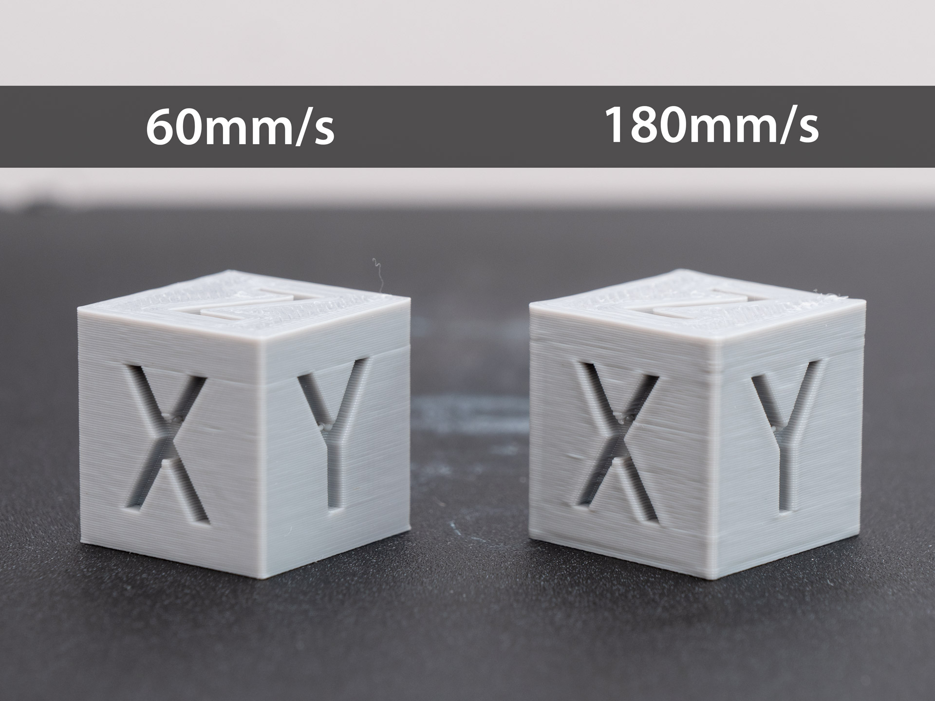 Два калибровочных куба: напечатан на 60 и 180 мм/с для сравнения