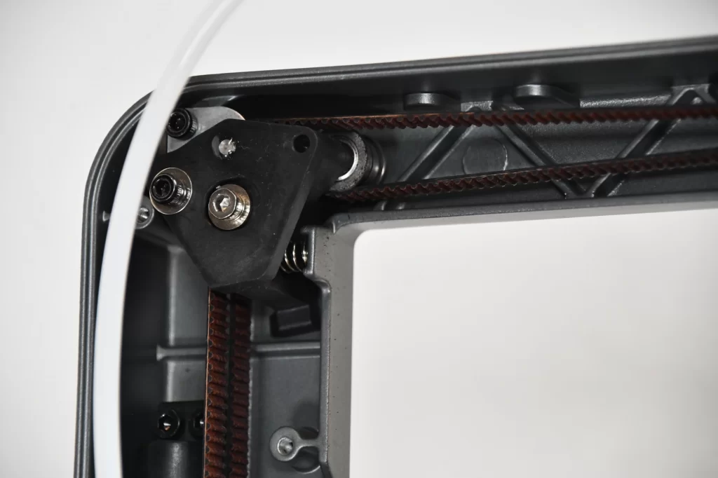Деталь крепления Z-рельсы Ender-3 V3 к раме