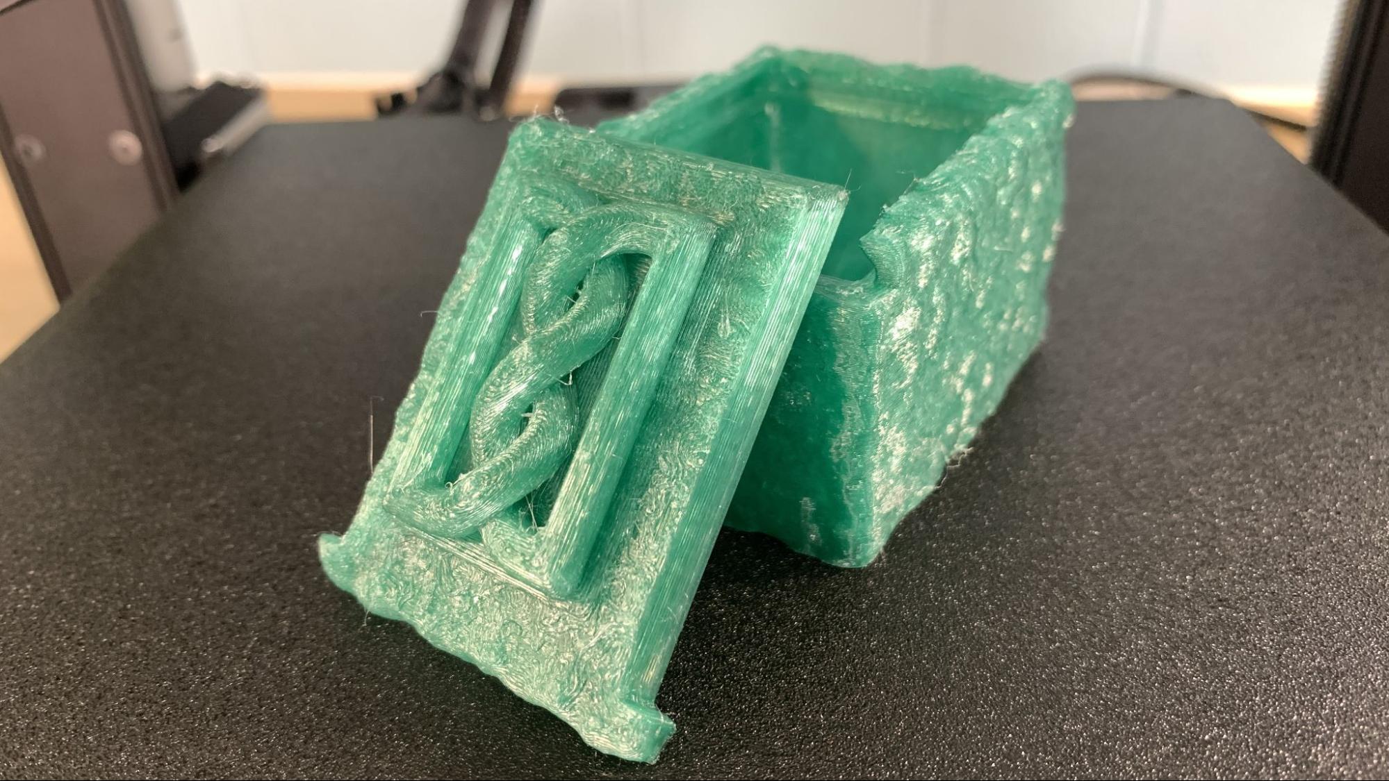 Celtic Knot Slide Box in recycled PETG on the Ender-3 V3 KE