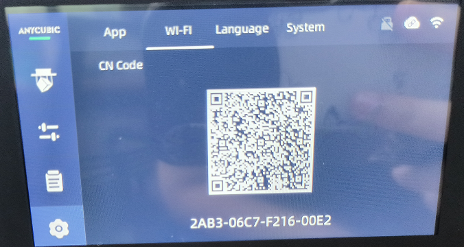 QR-код CN на экране принтера для привязки к приложению Anycubic