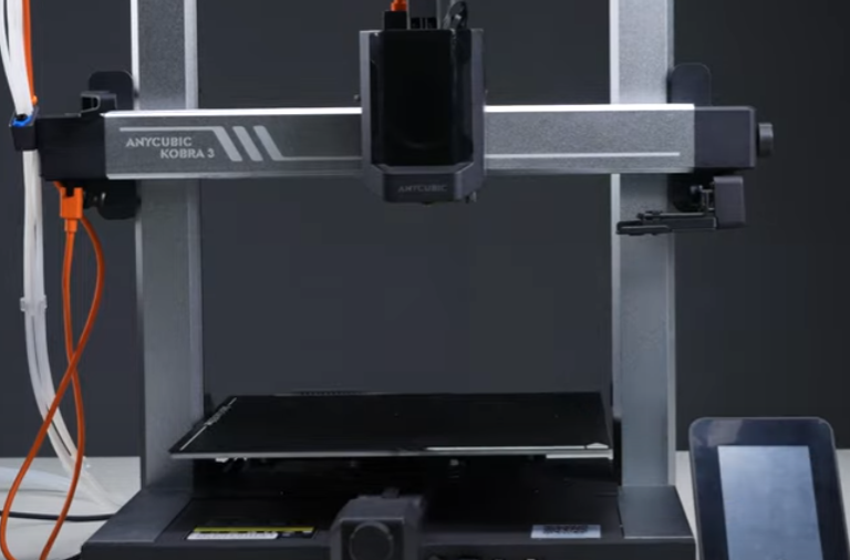PEI-пластина установлена на магнитную подложку Anycubic Kobra 3