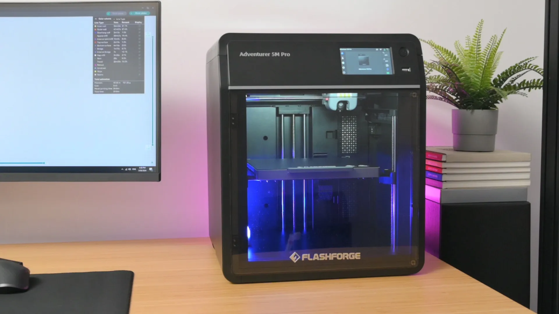 Общий вид AD5M Pro — расположение экрана и задней панели