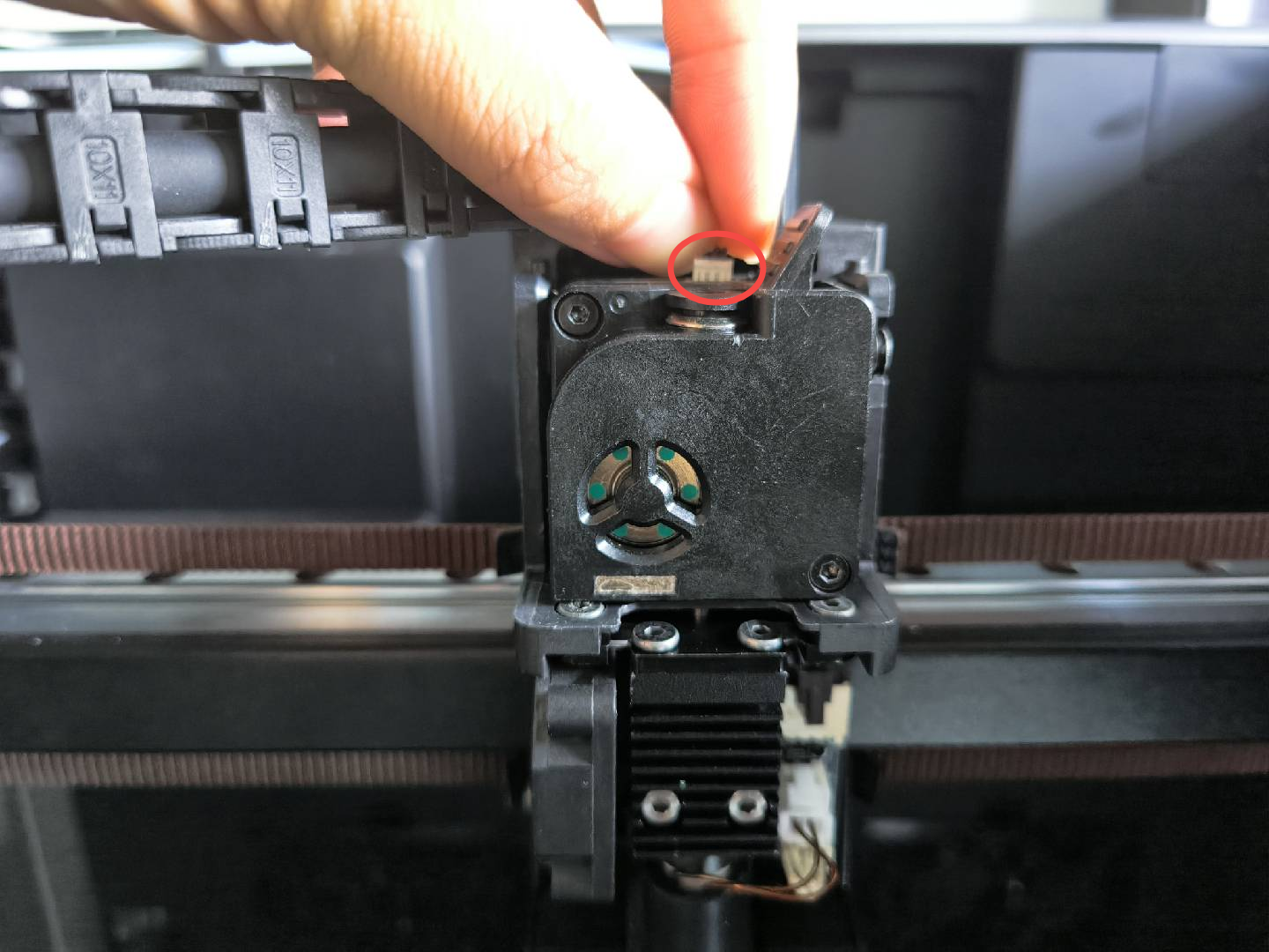 Снятый блок экструдера K2 — место где TPU чаще всего застревает