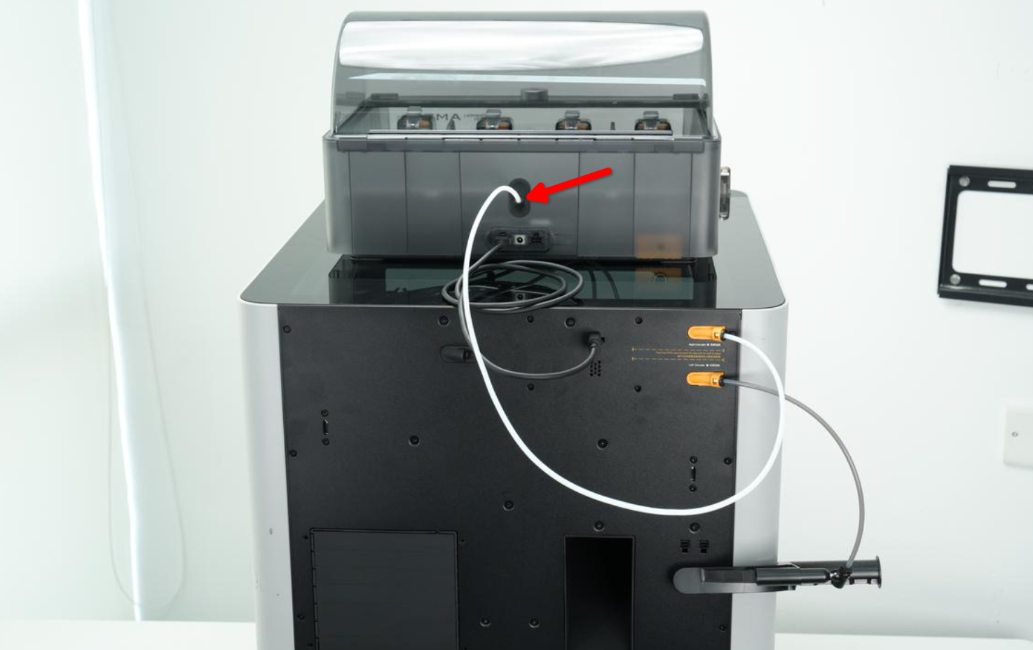 Обломки филамента внутри PTFE-трубки AMS 2 Pro