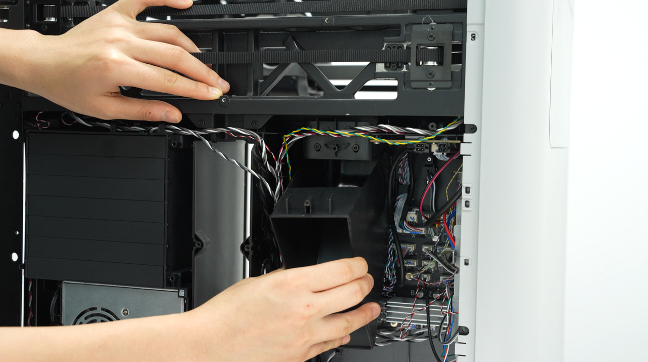 Purge chute H2 — расположение винтов для снятия