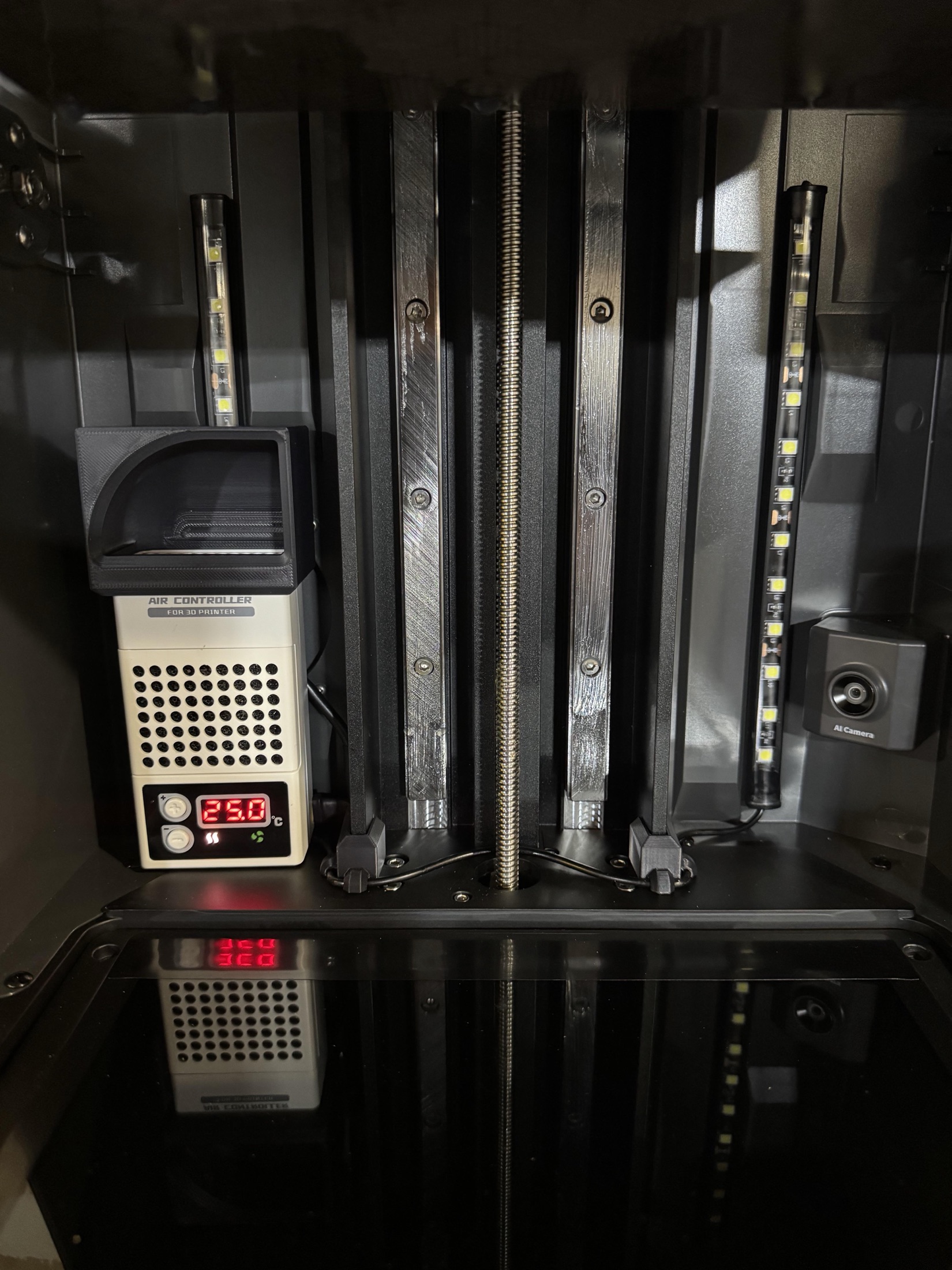 Elegoo Saturn 4 Ultra 12K с установленным нагревателем рабочей камеры и светодиодной подсветкой