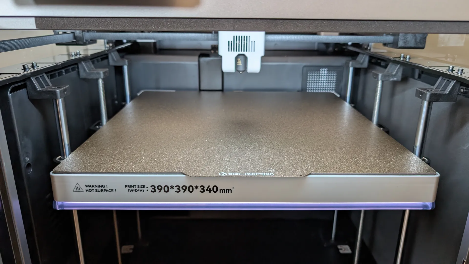 Текстурированная PEI-пластина QIDI Max4 с гравировкой 390×390×340 мм