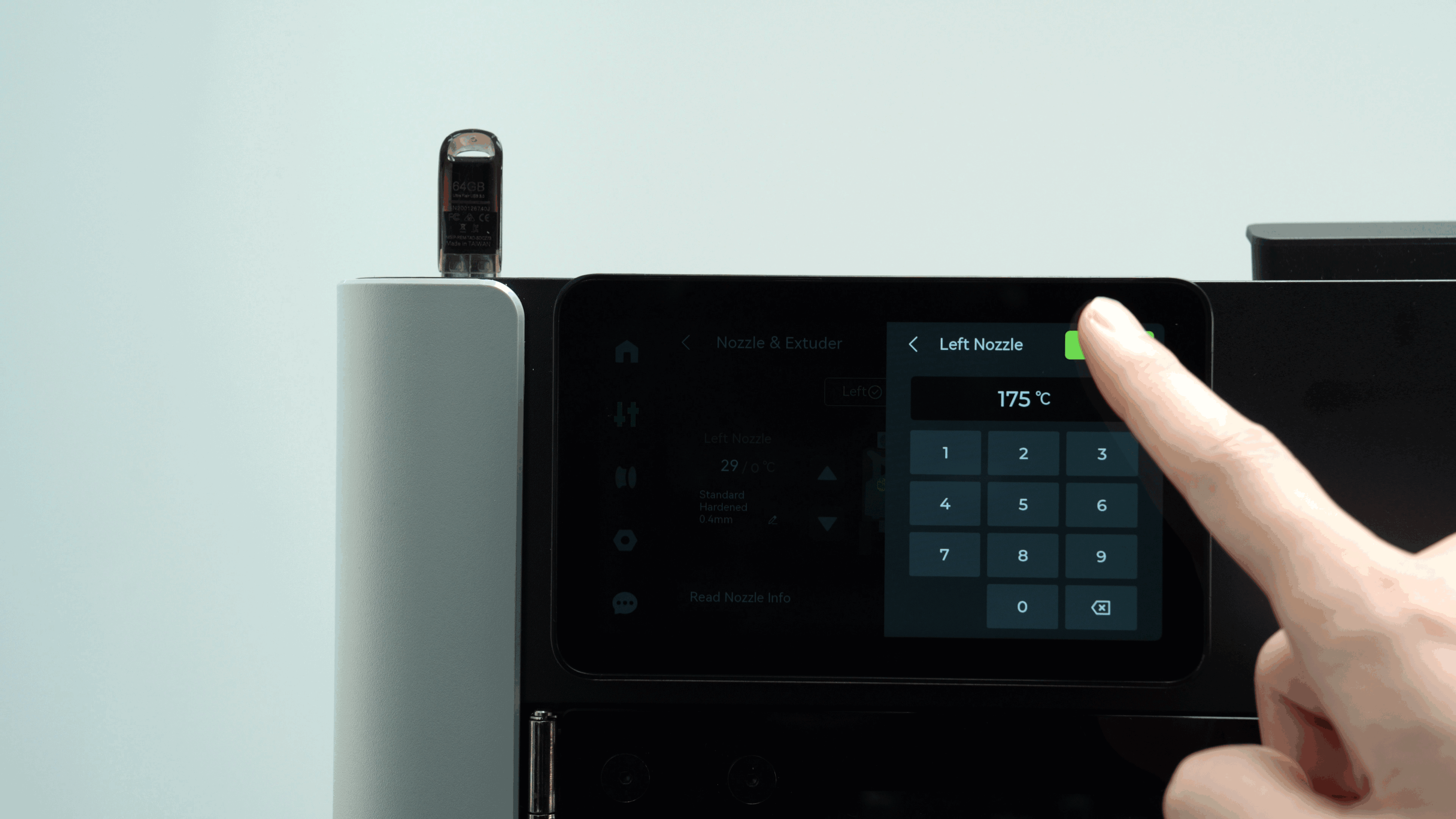 Экран H2D — кнопка ретракта для выгрузки TPU при температуре 175 °C