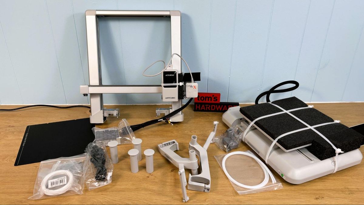 Комплектация Anycubic Kobra X: рама, база, держатели катушек, инструменты и PEI-стол