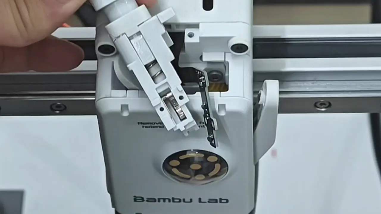 Рычаг датчика филамента AMS Lite — проверьте, возвращается ли он в исходное положение