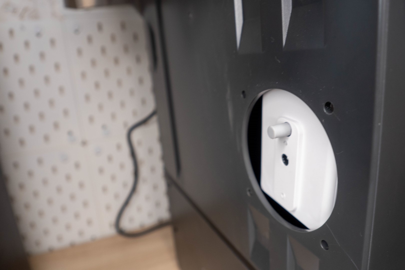 Mini Heater установлен в штатное вентиляционное отверстие корпуса