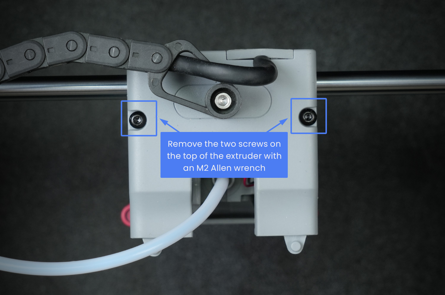 Расположение кабельного разъёма экструдера