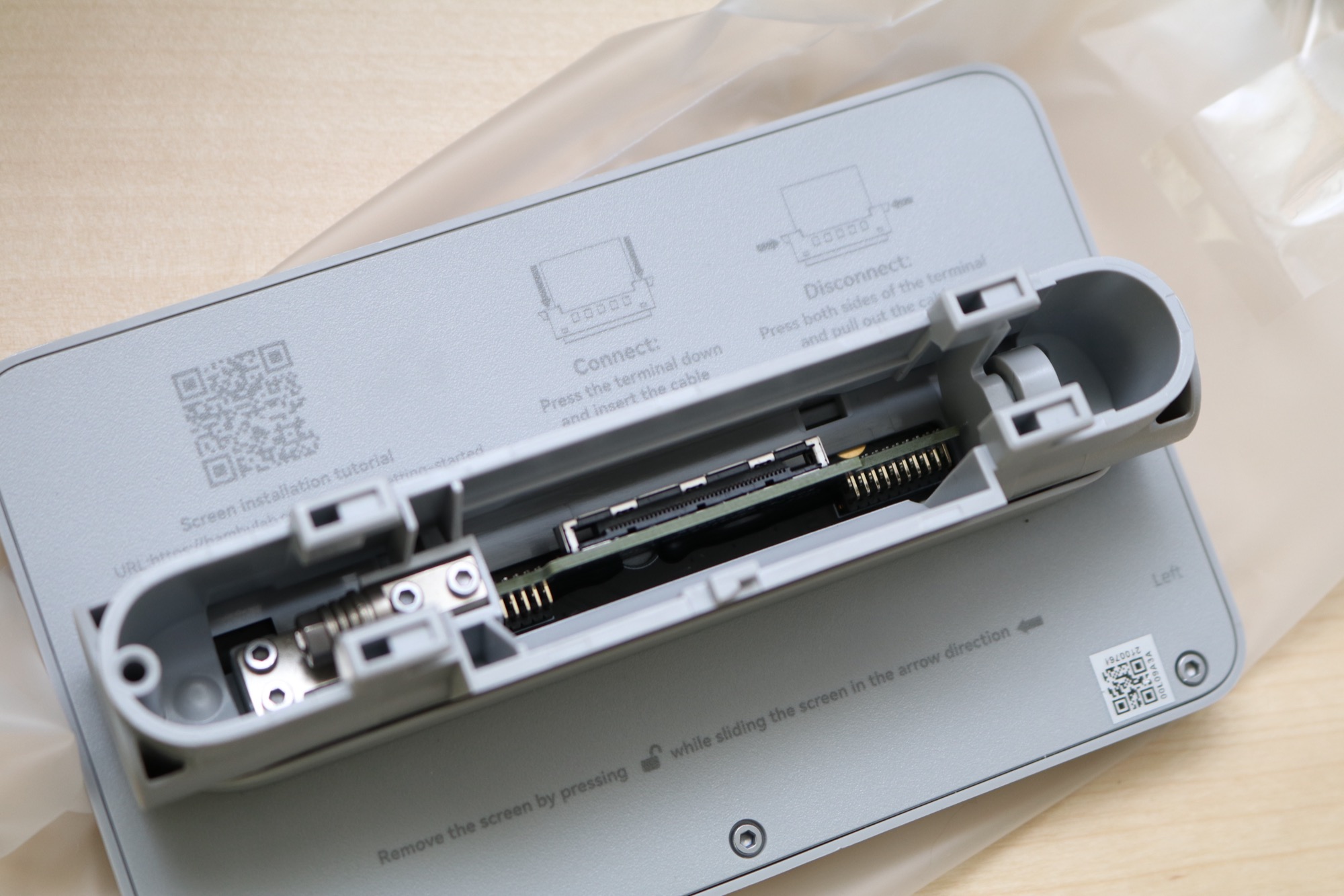 X1C — подключение тачскрина, вид коннектора сзади