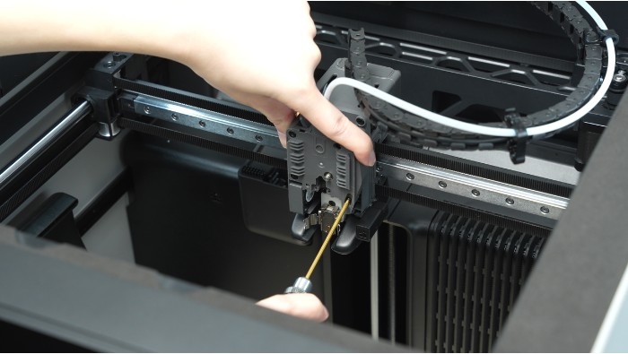 H2S — разборка cutter screw для доступа к экструдеру сбоку