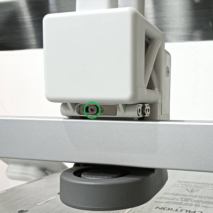 Натяжной винт X-ремня на A1