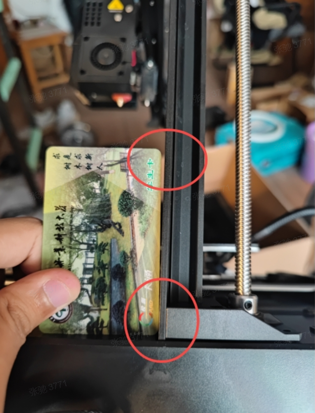 Наклон портала Ender-3 V3 SE — проверка угольником