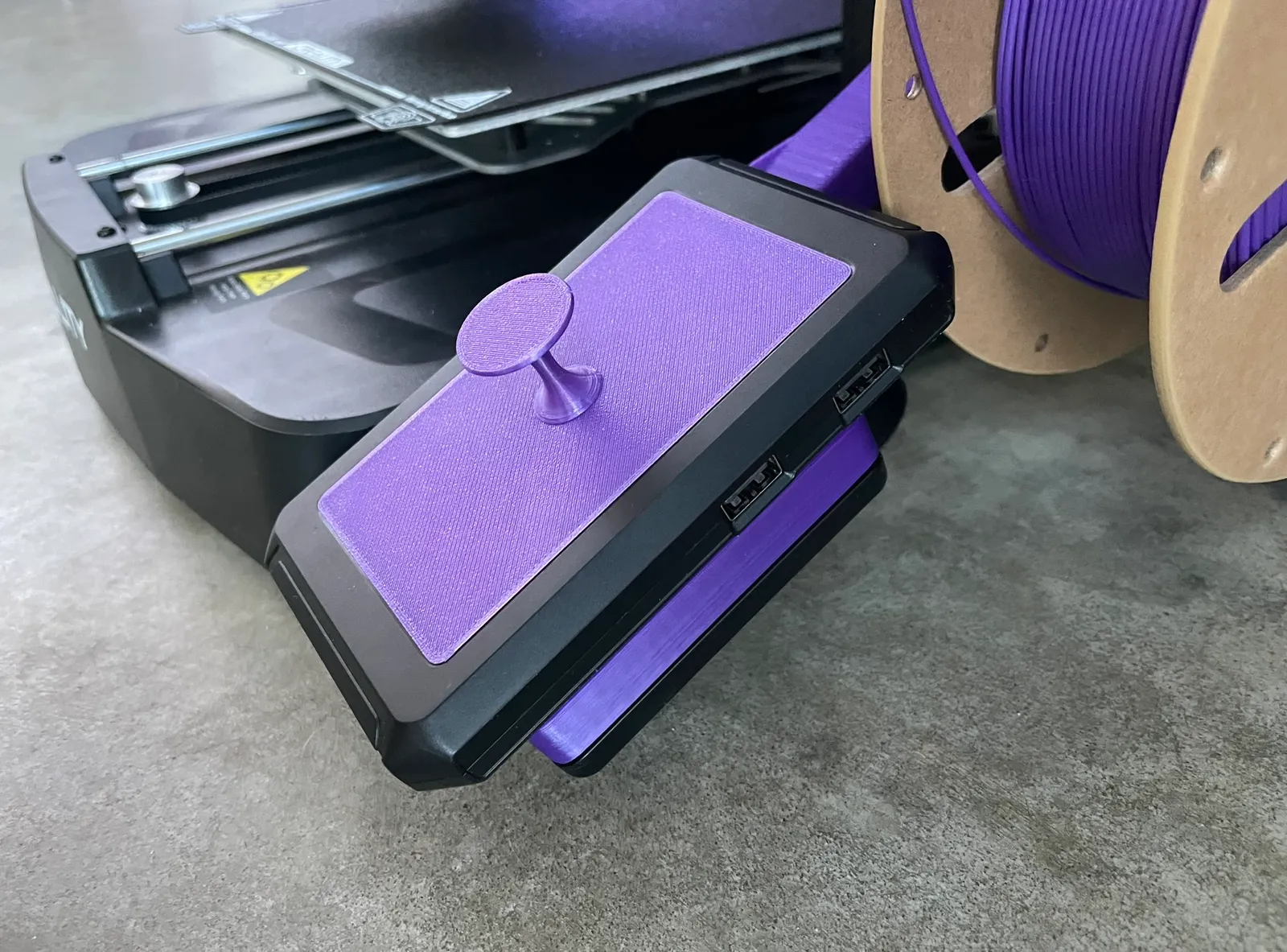 Катушка филамента на боковом держателе Ender-3 V3 KE