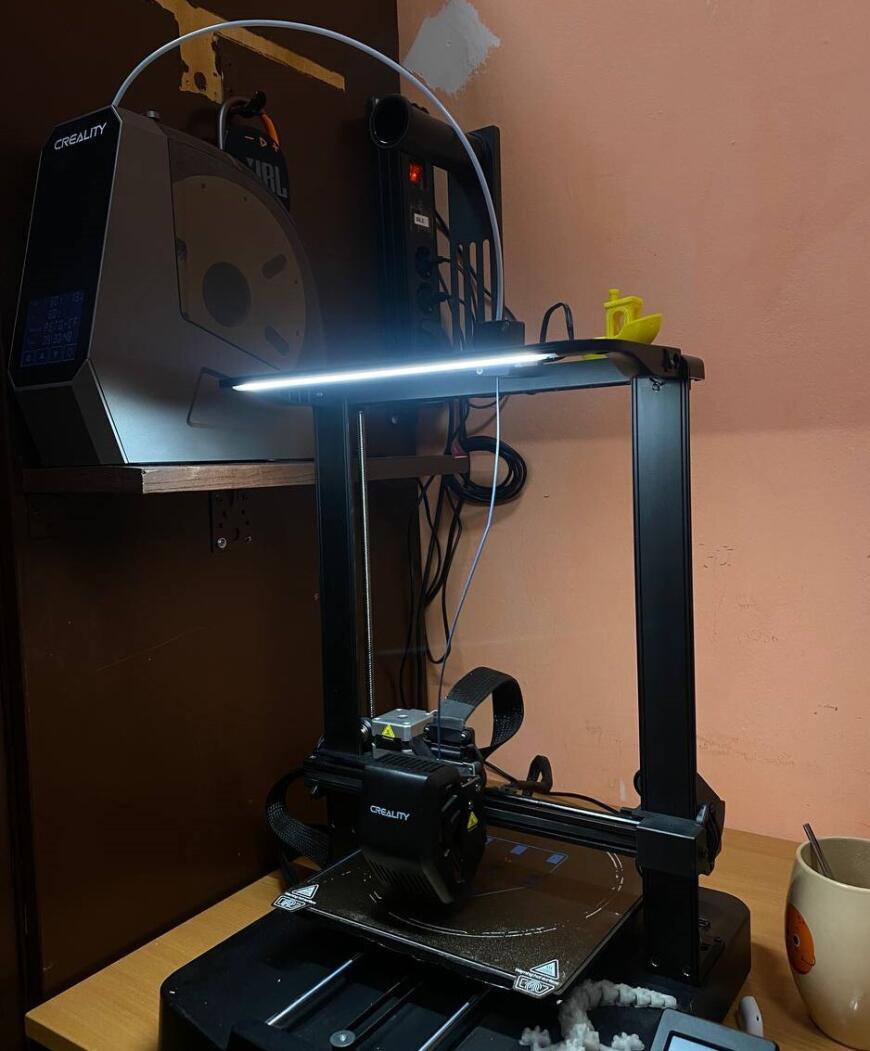Оригинальная LED-подсветка Creality на верхней поперечине Ender 3 V3 SE