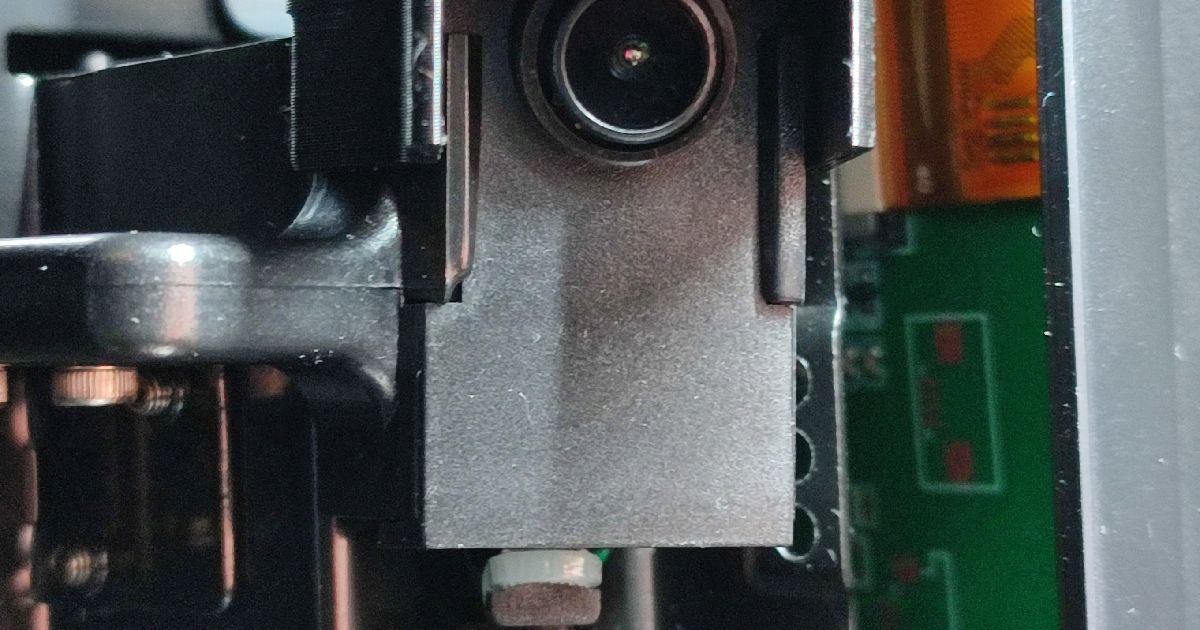 QIDI Q1 Pro camera lens in a printed hood