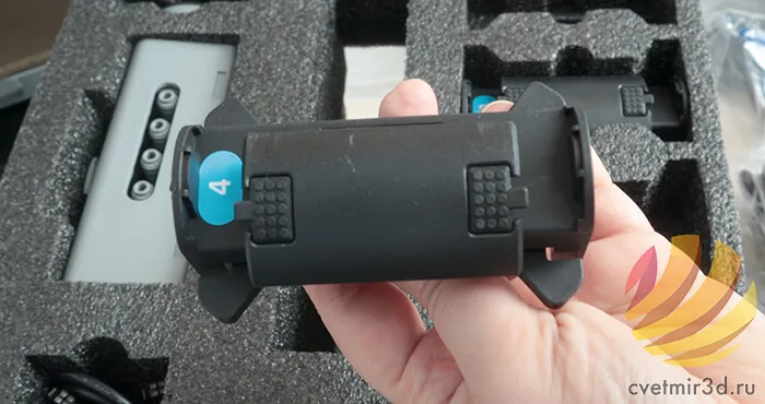 Держатели катушек AD5X — вид сбоку с установленными катушками