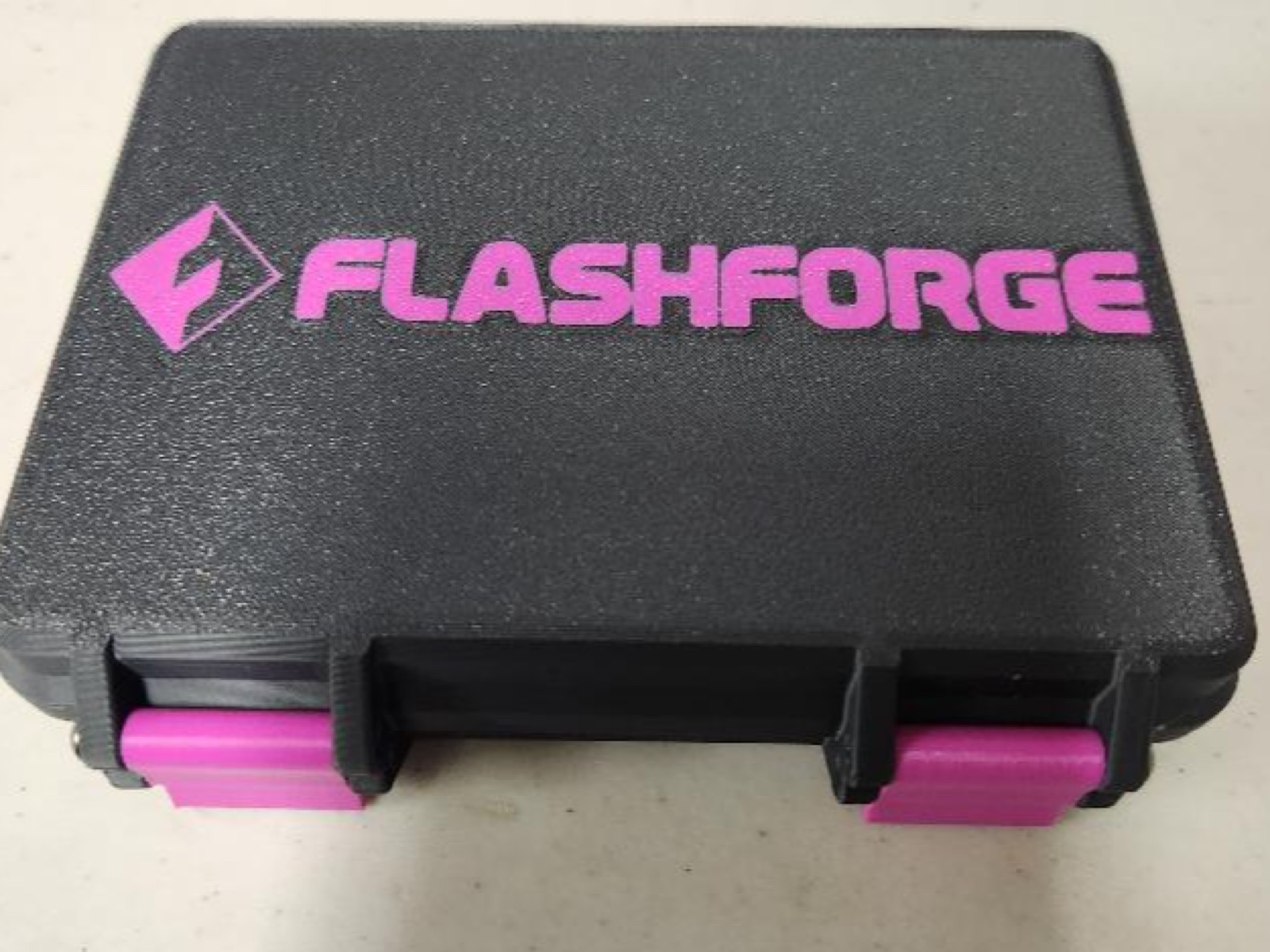 Печатный закрытый бокс для хранения сопел Creator 5 с логотипом Flashforge